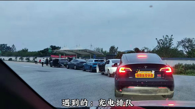 冻雨冰雪封路？全新一代CR-V让你告别“人在囧途”   